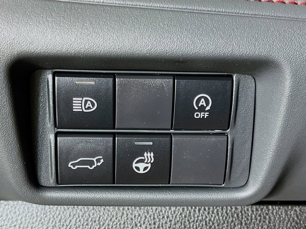 Used 2025 Toyota Highlander Limited AWD/4WD image 13