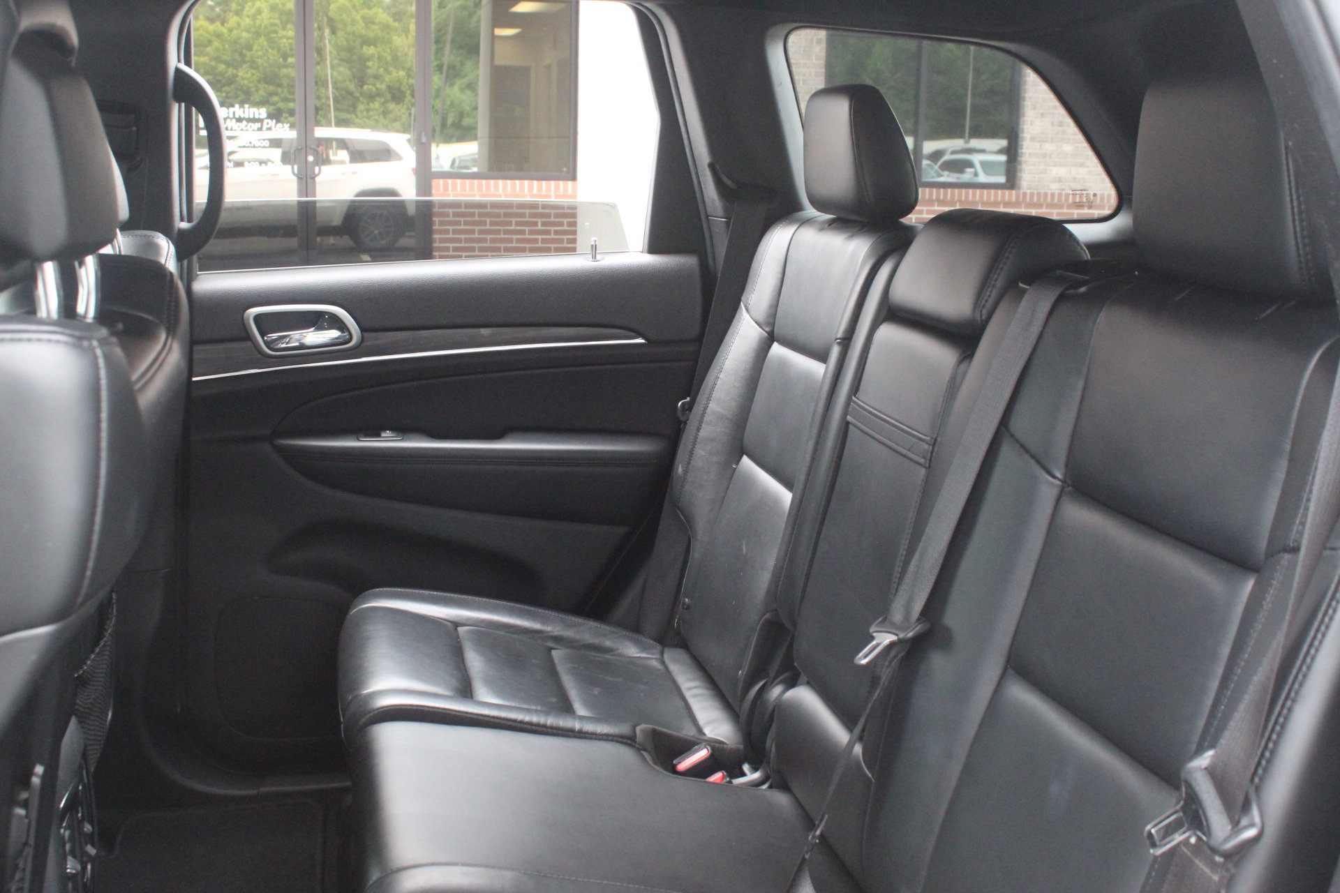 Used 2019 Jeep Grand Cherokee Limited AWD/4WD image 29