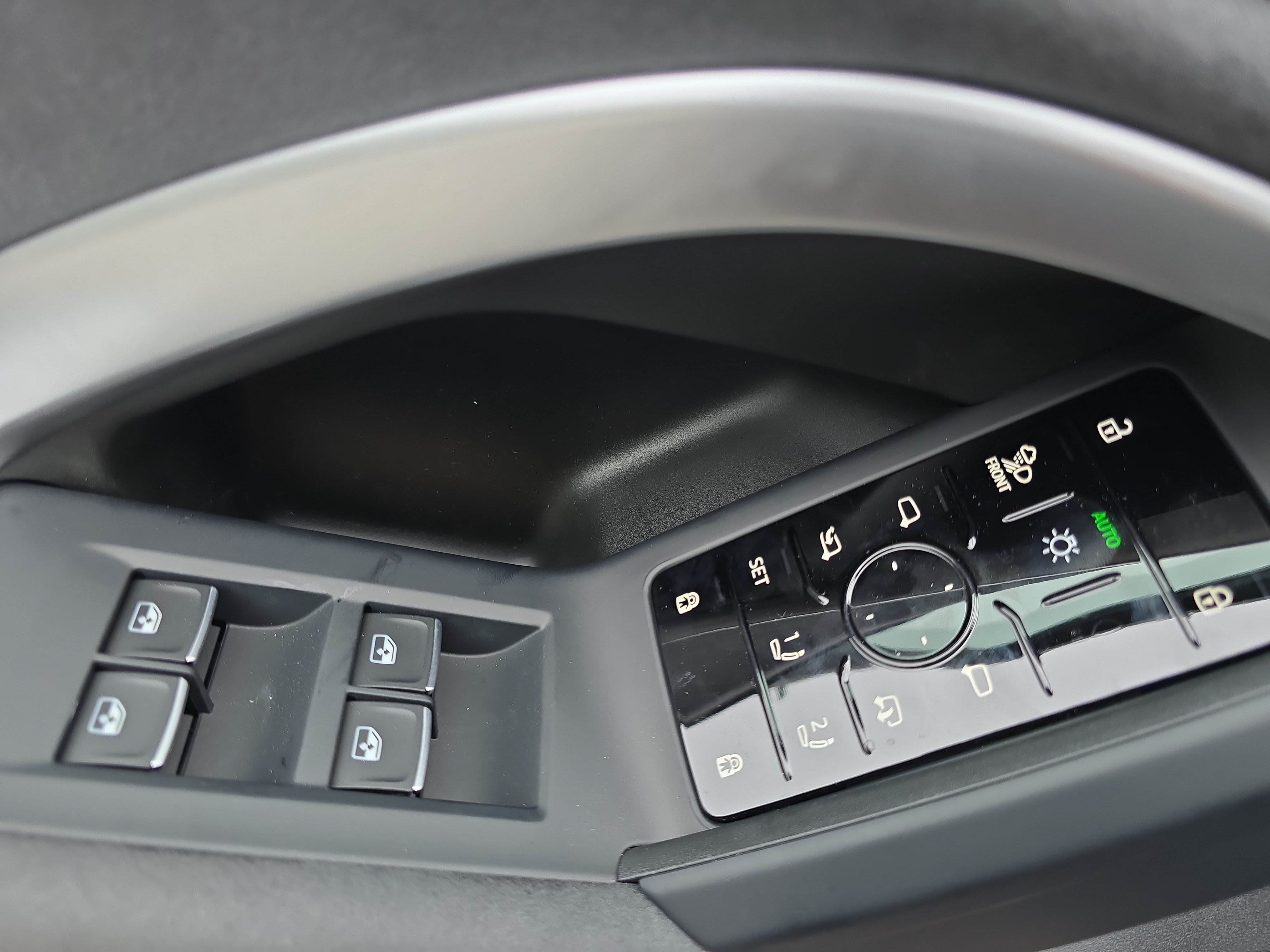 New 2026 Audi SQ5 Prestige AWD/4WD image 27