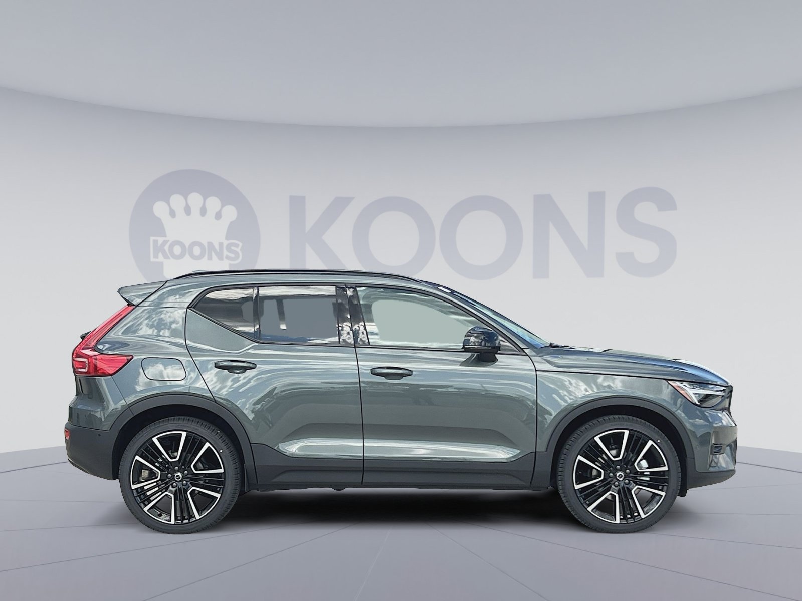 New 2026 Volvo XC40 B5 Ultra w/ Climate Package AWD/4WD image 8