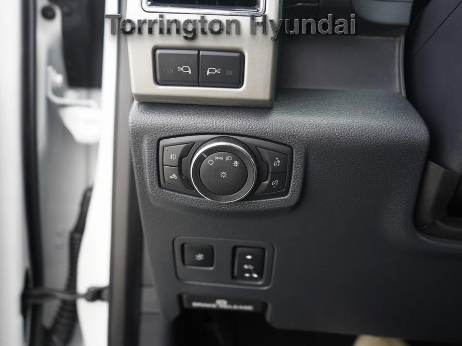 Used 2022 Ford F350 Lariat w/ Lariat Ultimate Package image 22