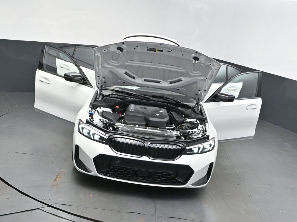 New 2026 BMW 330i Sedan w/ M Sport Package image 52