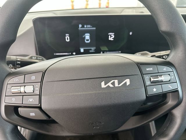 Certified 2025 Kia K4 LXS image 12