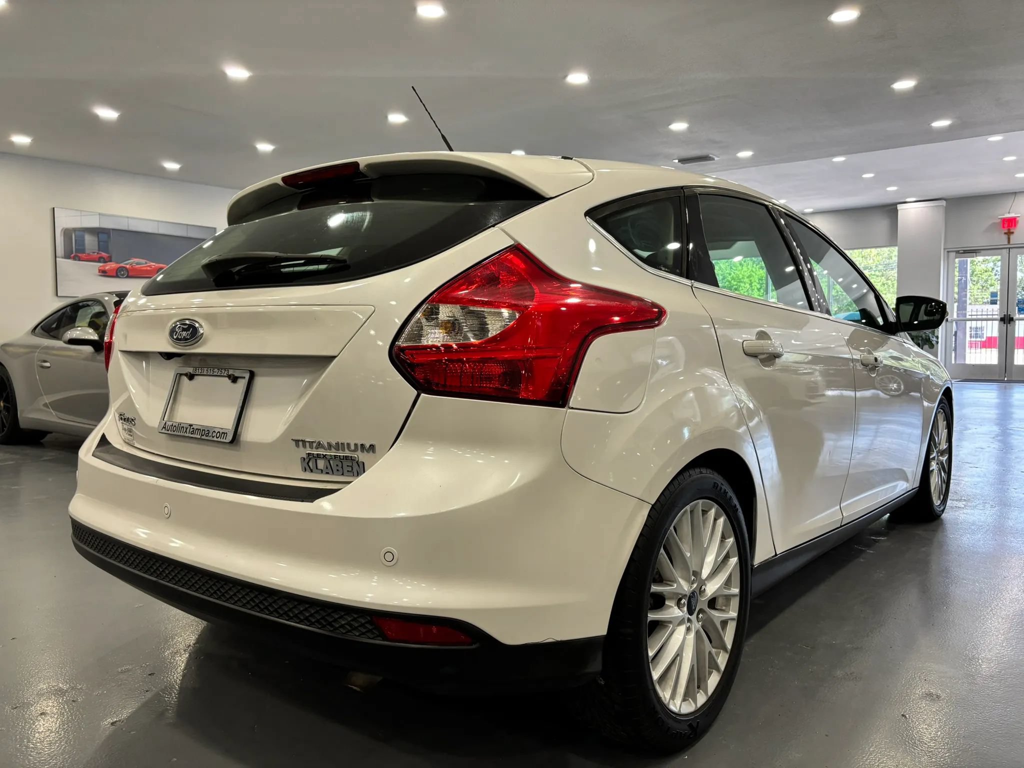 Used 2014 Ford Focus Titanium FWD image 7