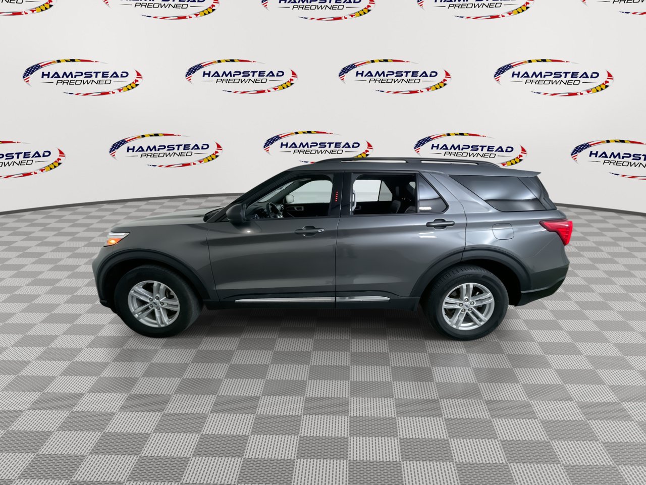 Used 2022 Ford Explorer XLT w/ Equipment Group 202A AWD/4WD image 5