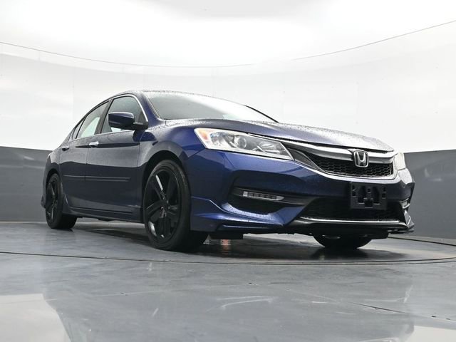 Used 2017 Honda Accord Sport Special Edition image 36