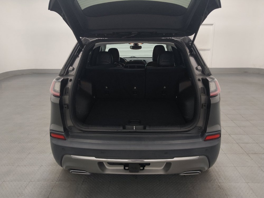 Used 2019 Jeep Cherokee Limited w/ Trailer Tow Group FWD image 29