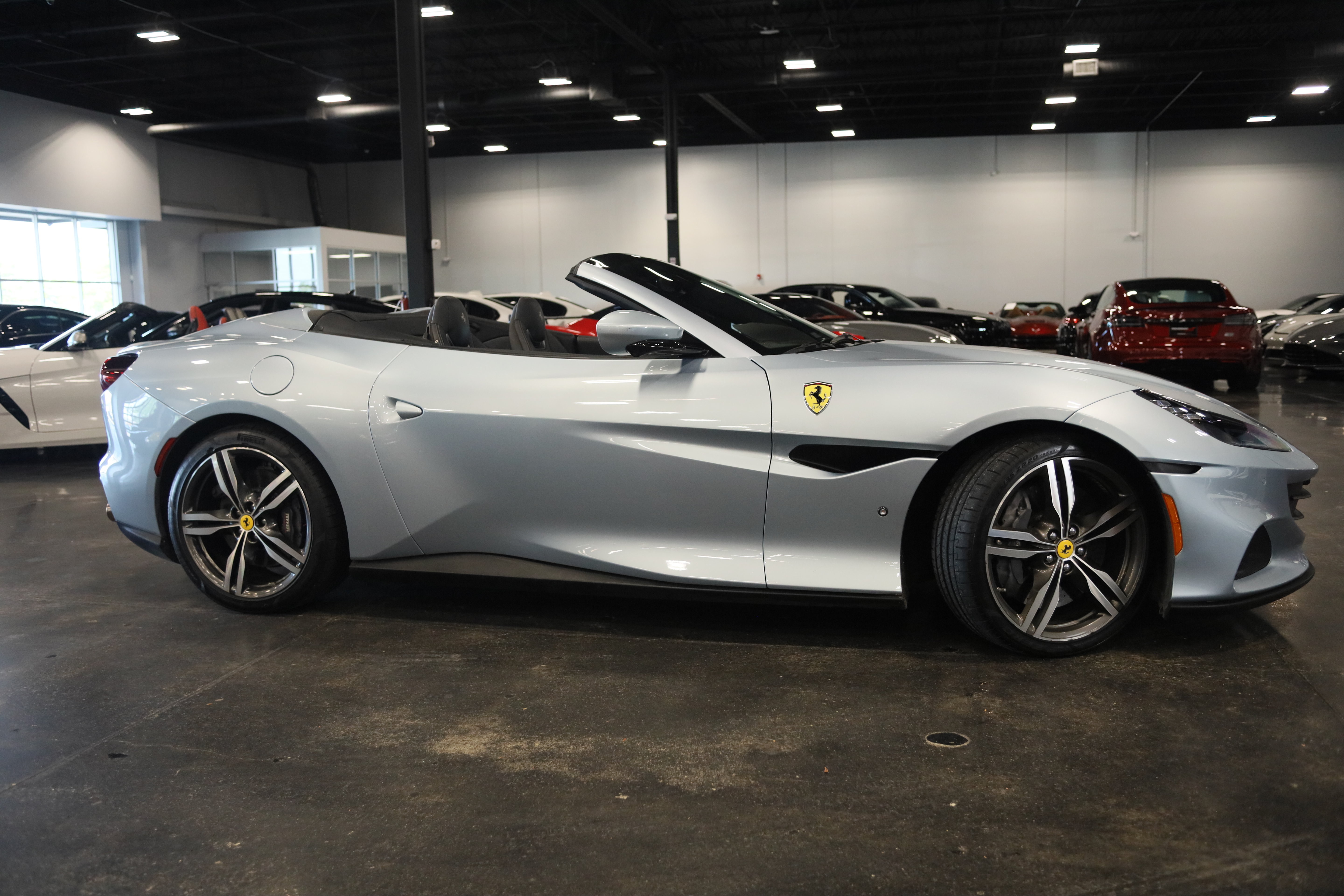 Used 2022 Ferrari Portofino M RWD image 11