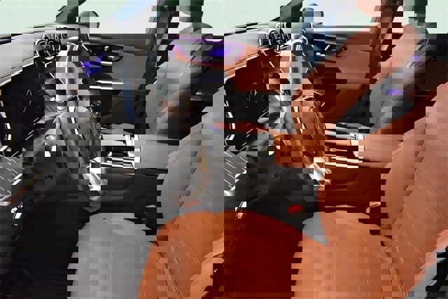 Used 2024 Mercedes-Benz GLC 300 4MATIC image 24