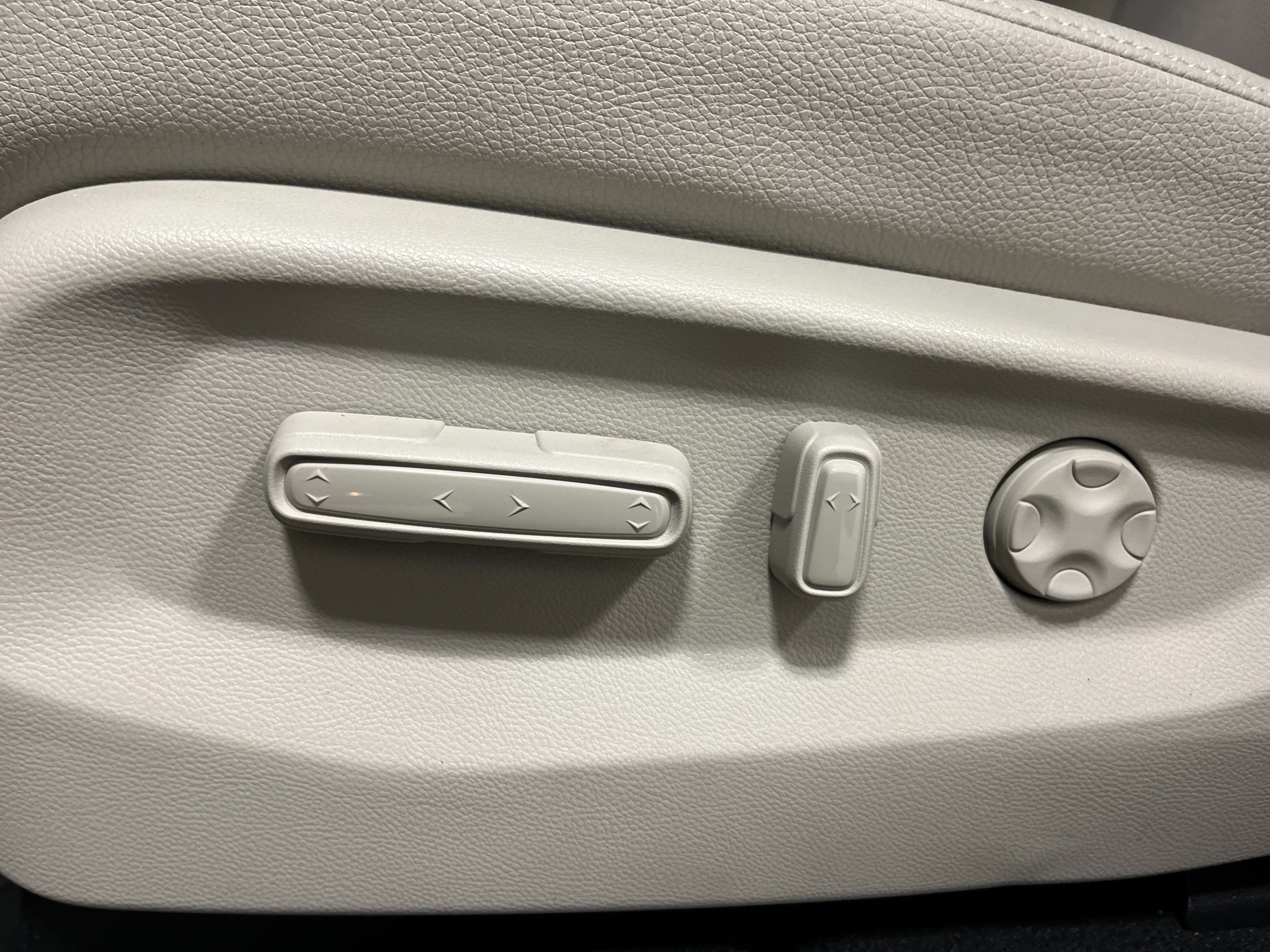 New 2026 Honda Odyssey EX-L image 8