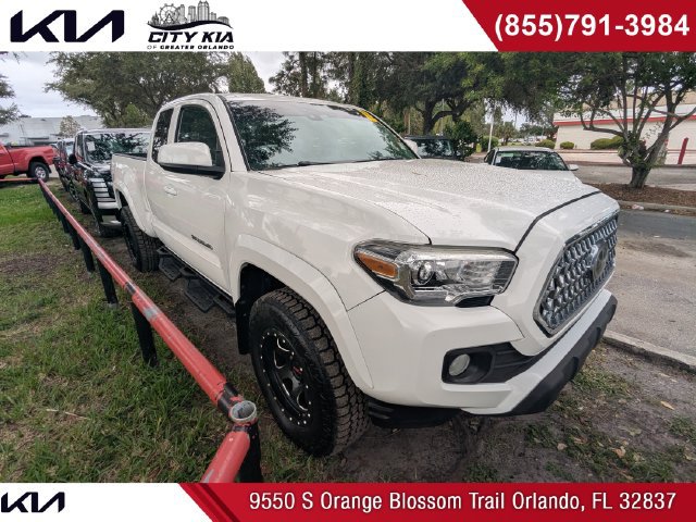 Used 2019 Toyota Tacoma SR5 RWD image 3