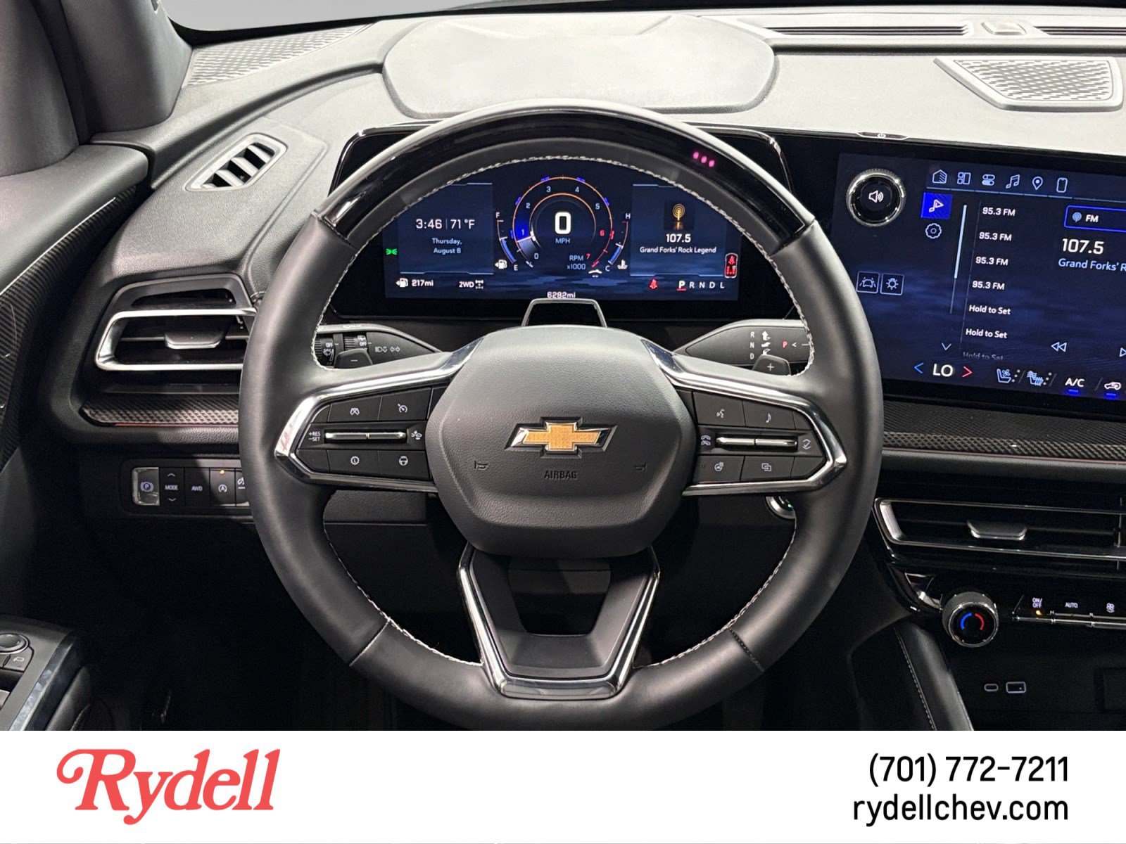 Used 2026 Chevrolet Traverse High Country w/ LPO, Floor Liner Package AWD/4WD image 13