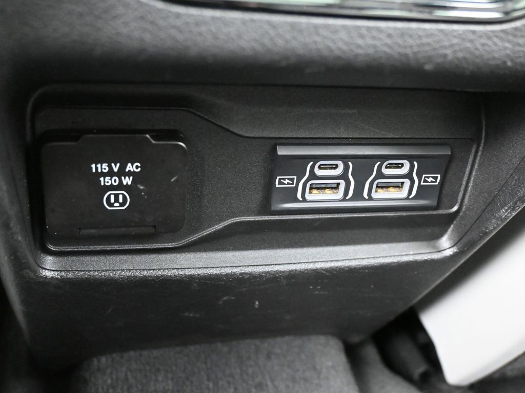 Used 2023 Jeep Grand Cherokee L Summit w/ Luxury Tech Group V image 41