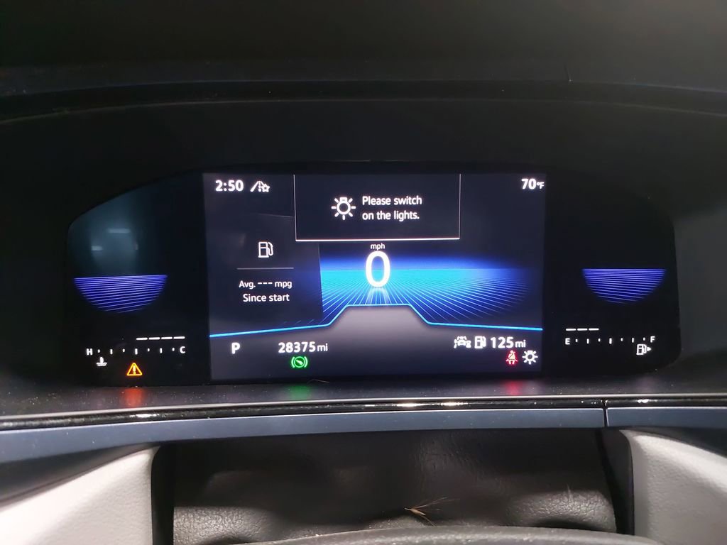 Used 2023 Volkswagen Taos SE w/ Panoramic Sunroof Package image 18