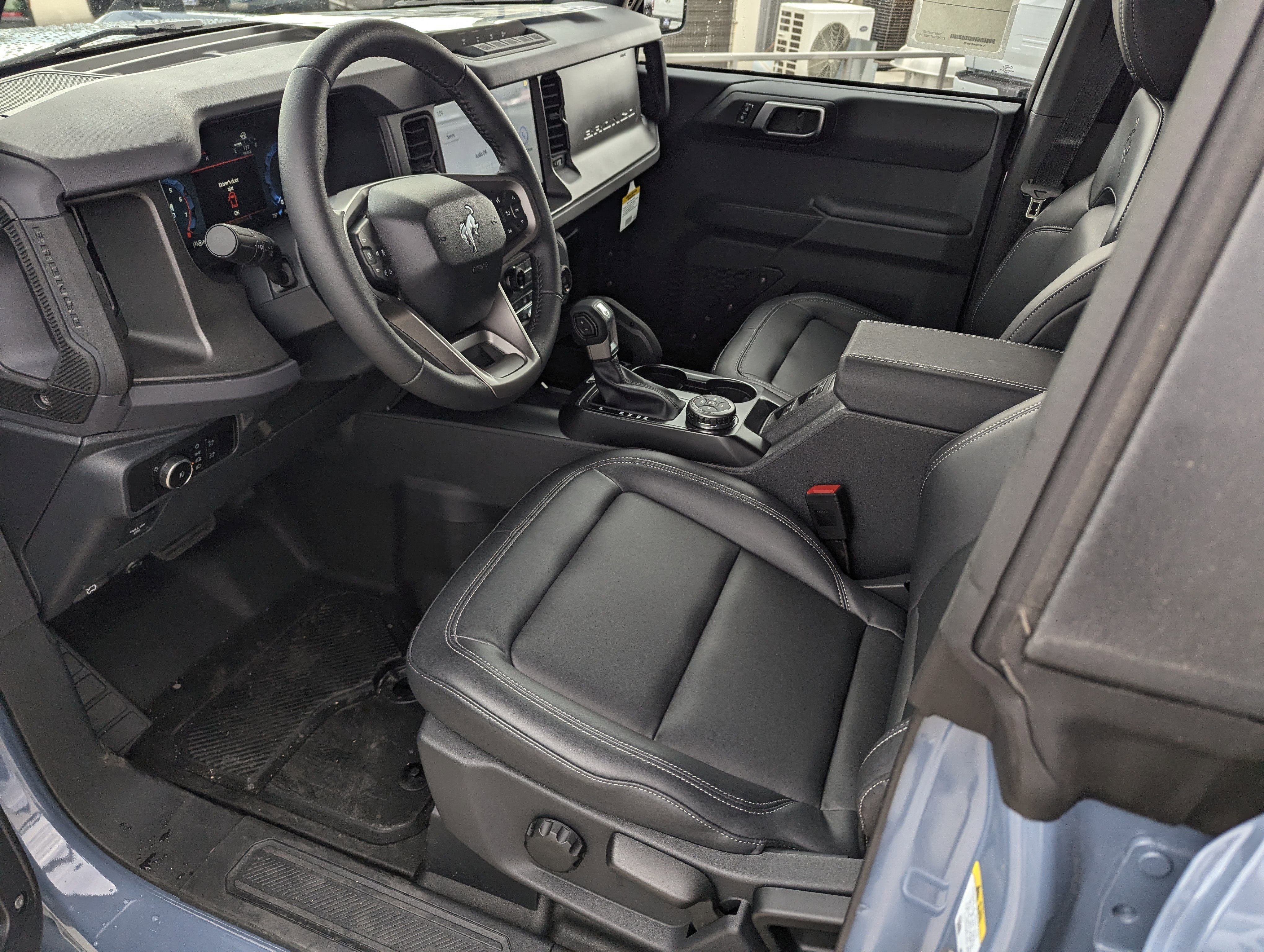 New 2025 Ford Bronco Big Bend w/ Black Diamond Package image 9