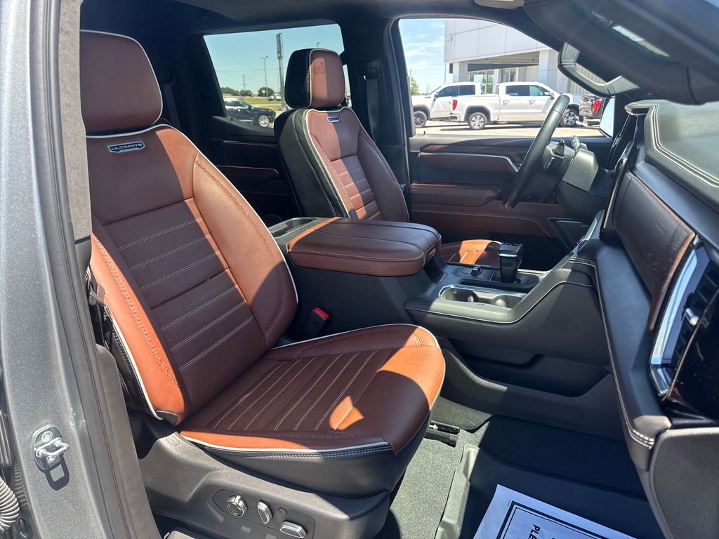 Used 2023 GMC Sierra 1500 Denali Ultimate AWD/4WD image 11