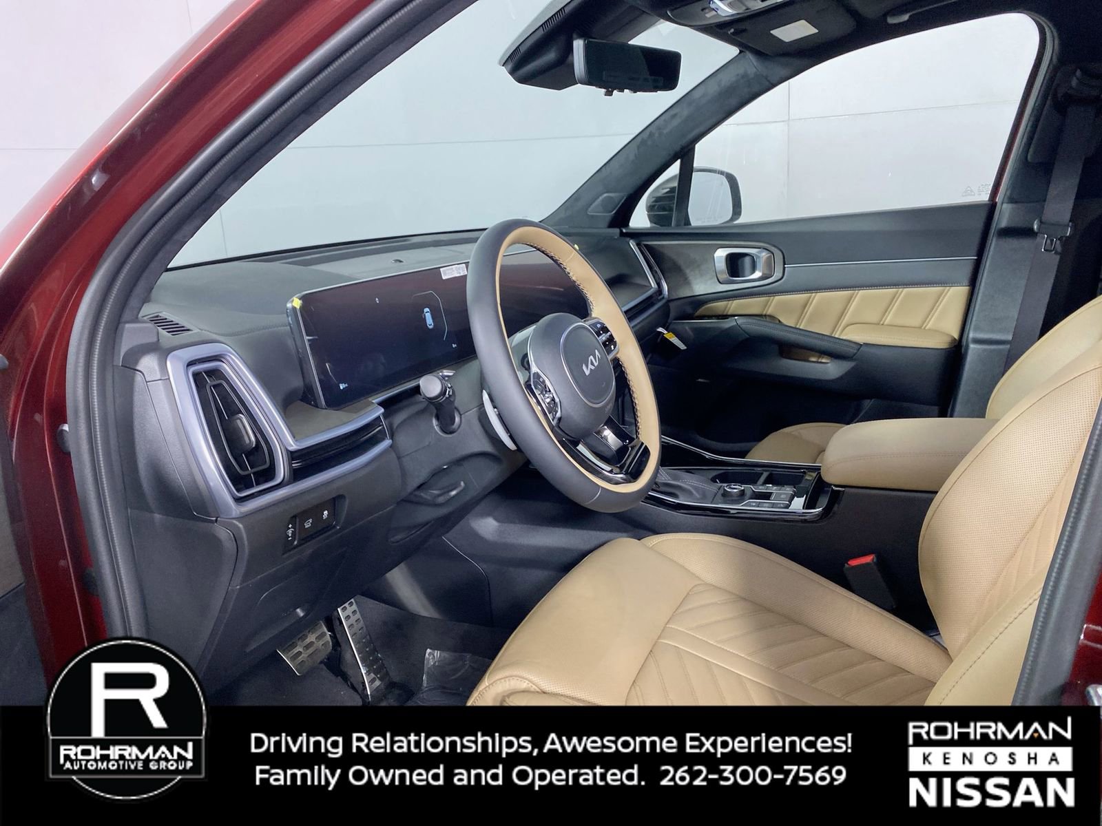 Used 2024 Kia Sorento SX Prestige w/ Olive Brown Leather Package image 5