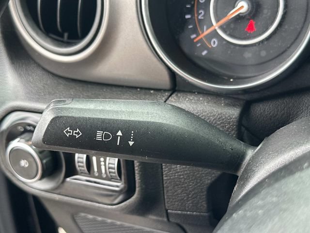 Used 2021 Jeep Wrangler Sport AWD/4WD image 28