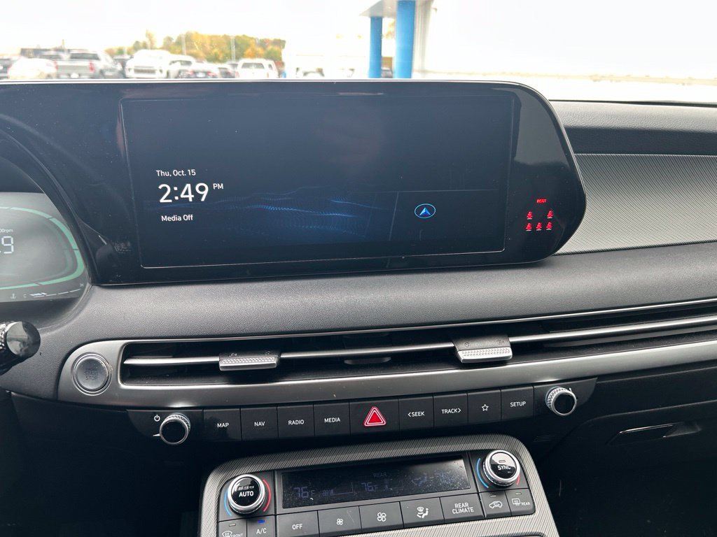 Used 2025 Hyundai Palisade SEL AWD/4WD image 14