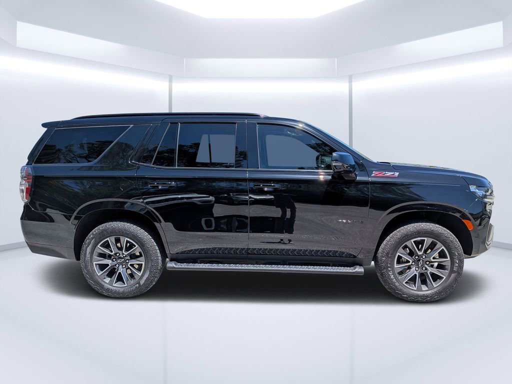 Used 2024 Chevrolet Tahoe Z71 w/ Luxury Package image 2