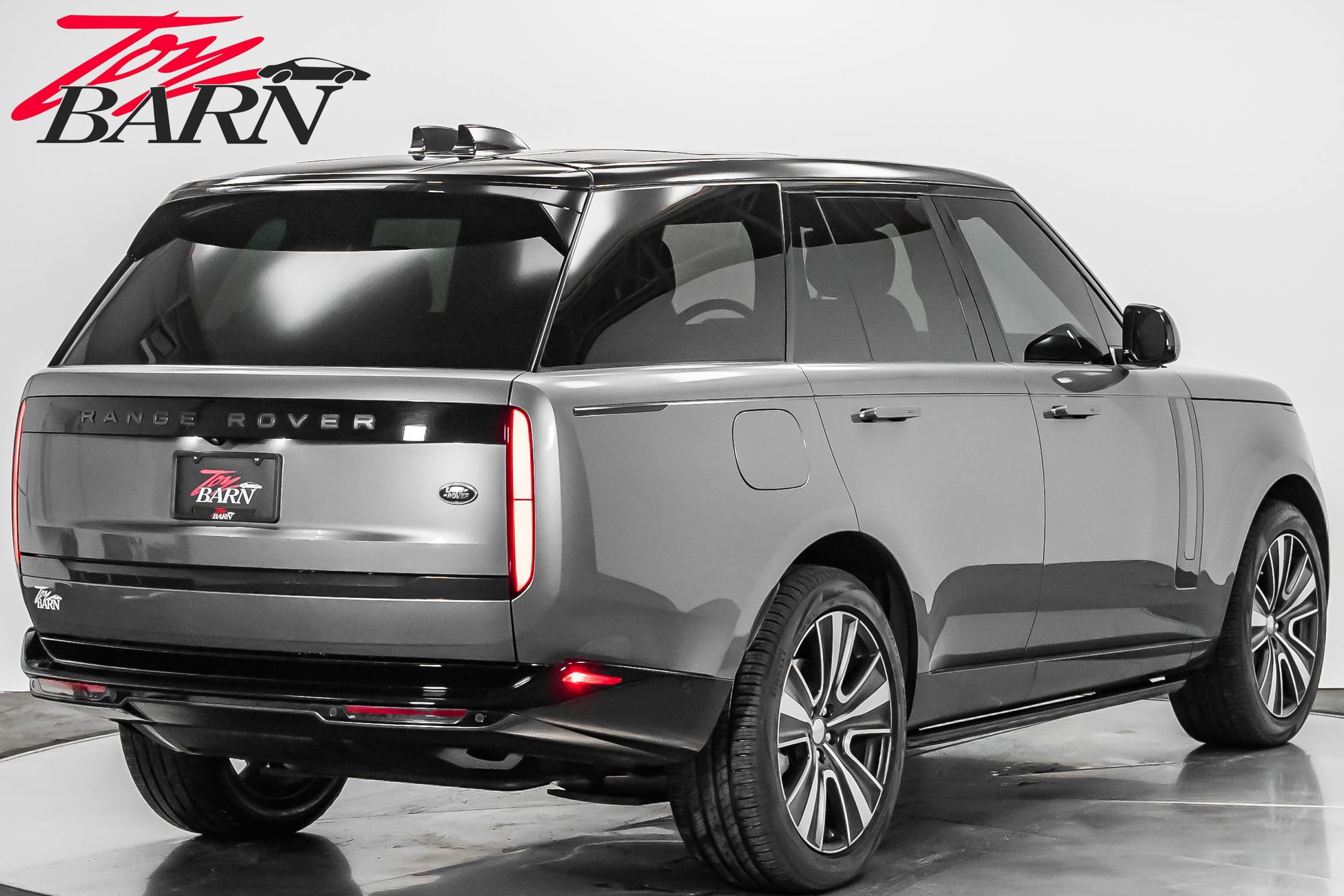 Used 2023 Land Rover Range Rover SE image 5