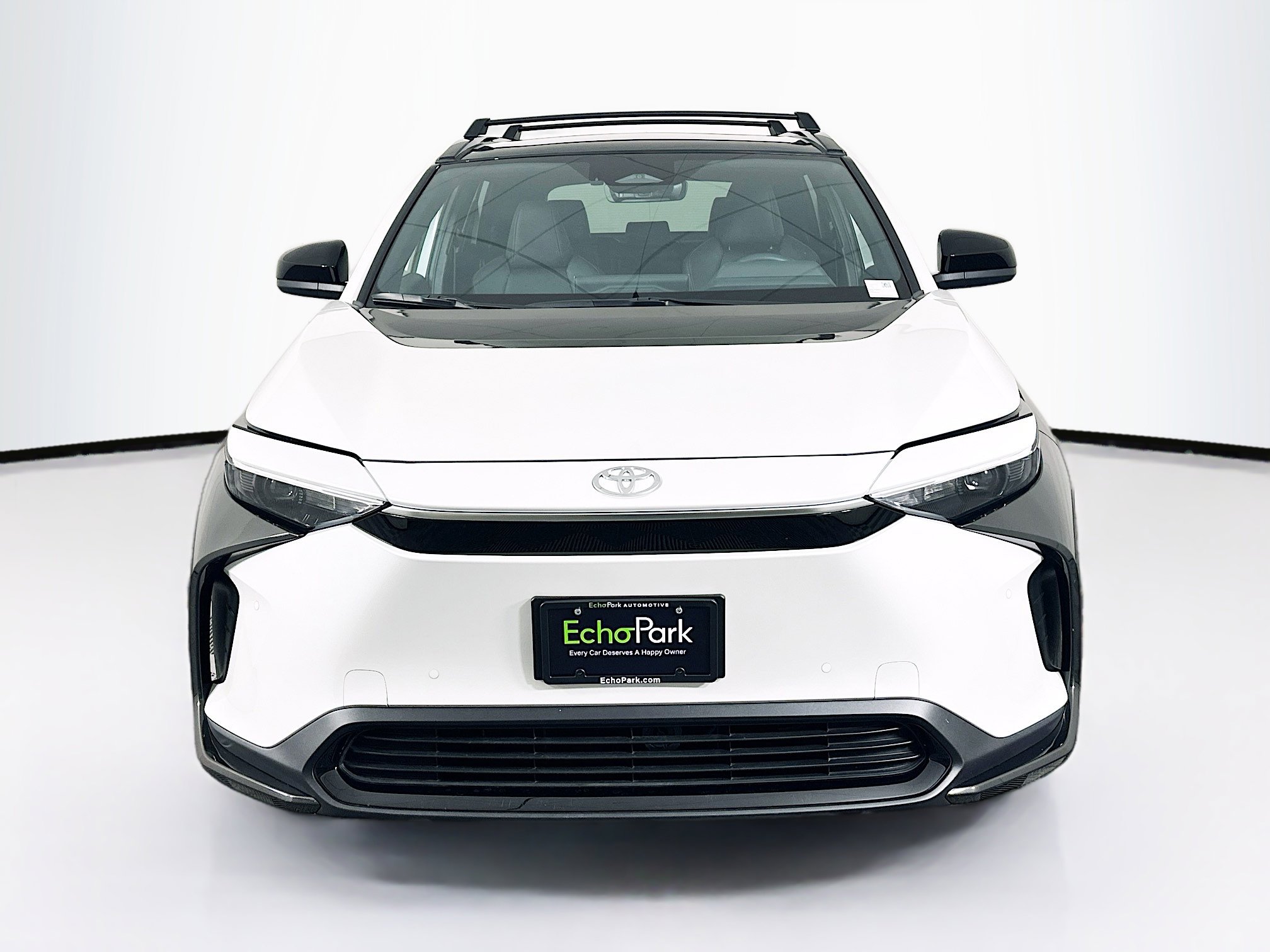 Used 2025 Toyota bZ4X FWD w/ Weather Package image 2