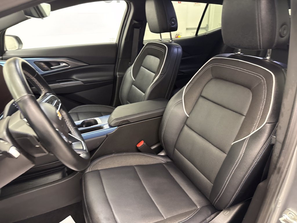 Used 2025 Chevrolet Equinox EV LT w/ Convenience Package II FWD image 13