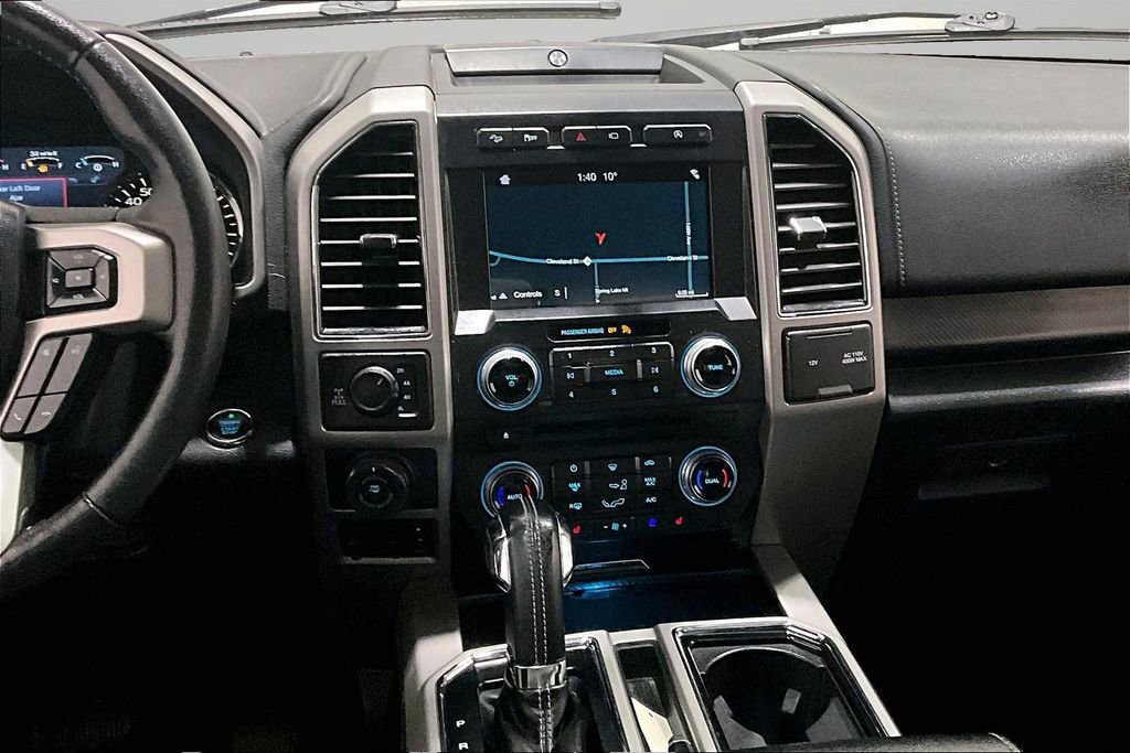 Used 2018 Ford F150 Lariat w/ Equipment Group 502A Luxury image 10
