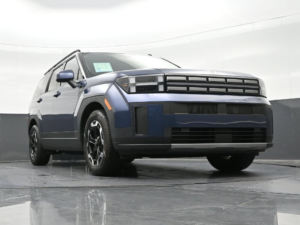 Used 2025 Hyundai Santa Fe SEL FWD image 29