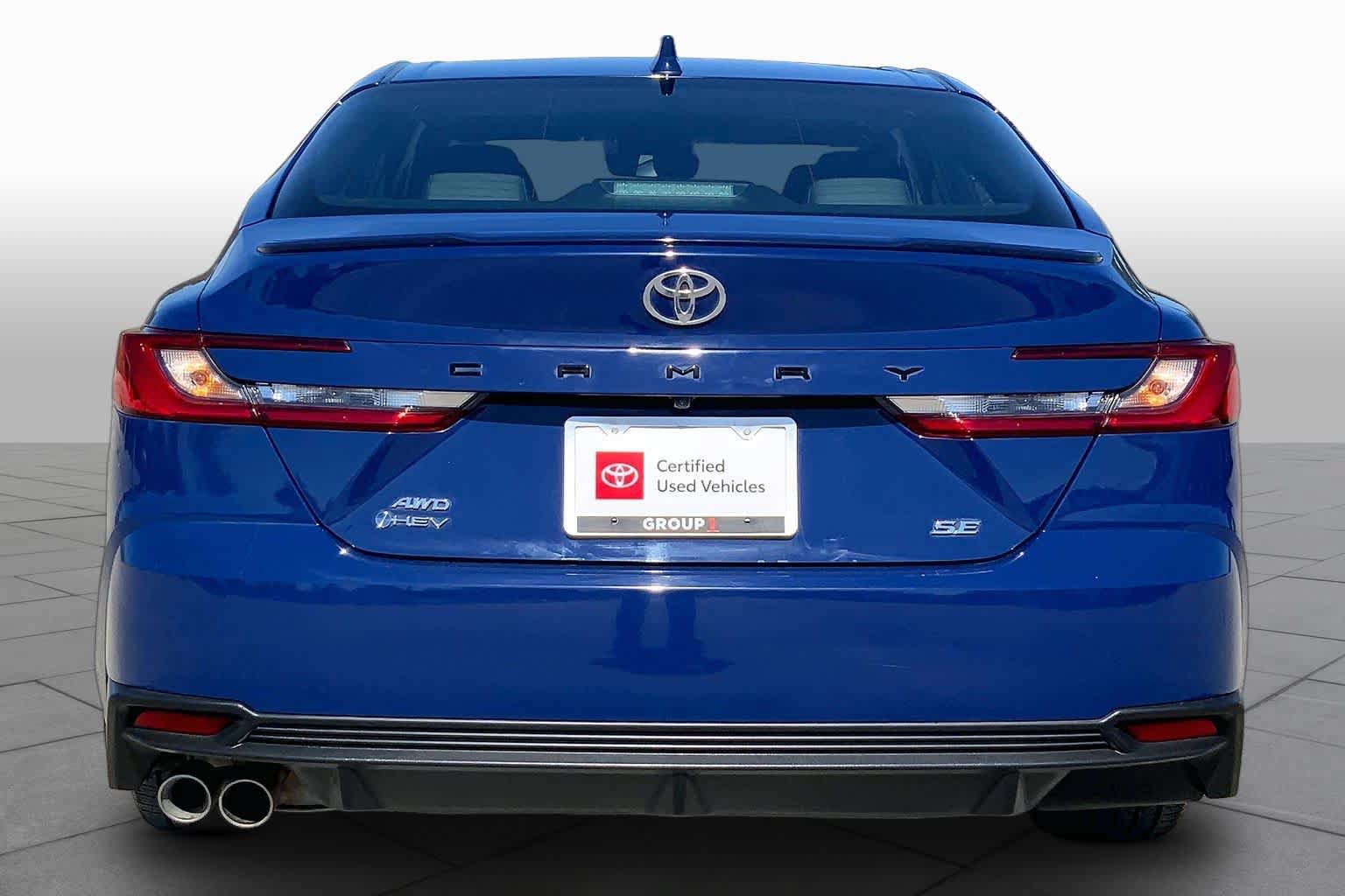 Used 2026 Toyota Camry SE w/ Multimedia Upgrade Package AWD/4WD image 5