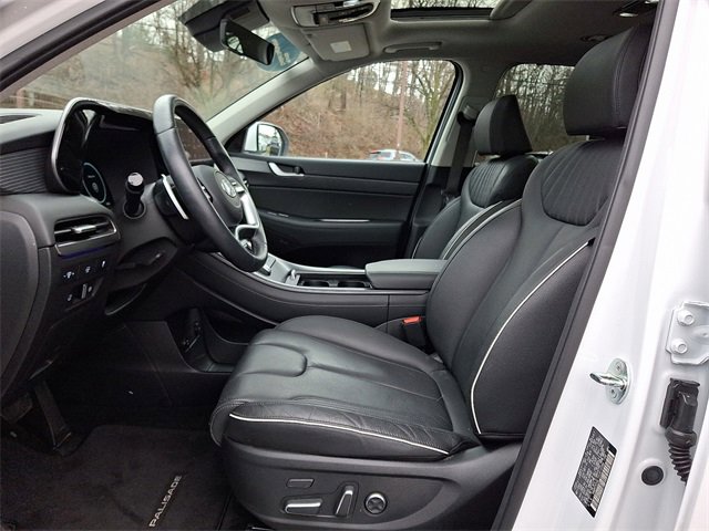Certified 2025 Hyundai Palisade Limited image 13