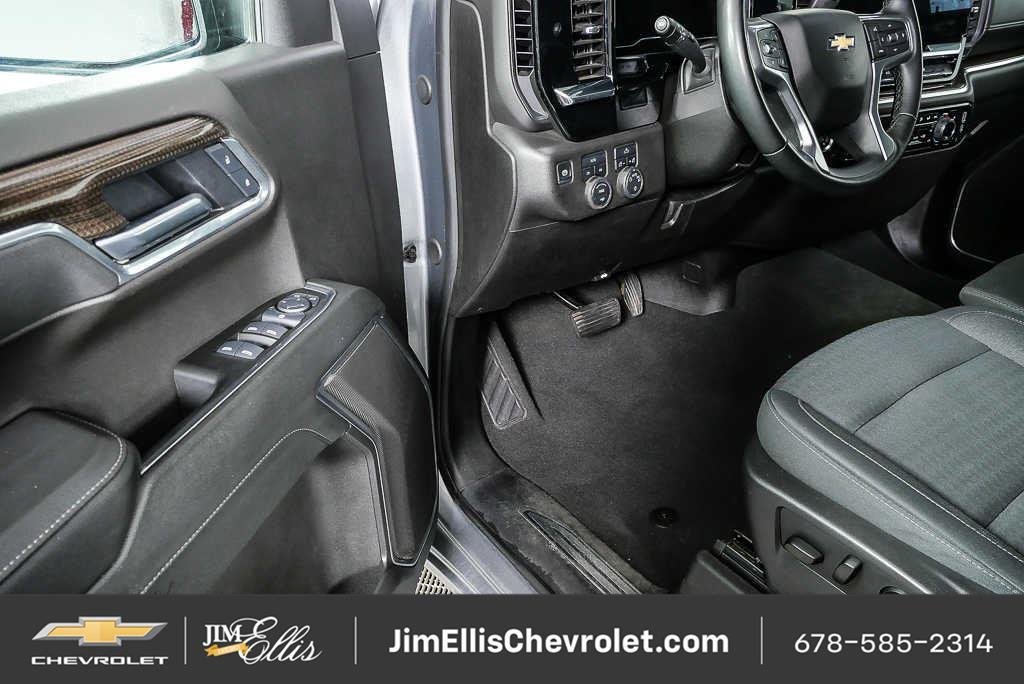 Certified 2025 Chevrolet Silverado 1500 LT AWD/4WD image 10