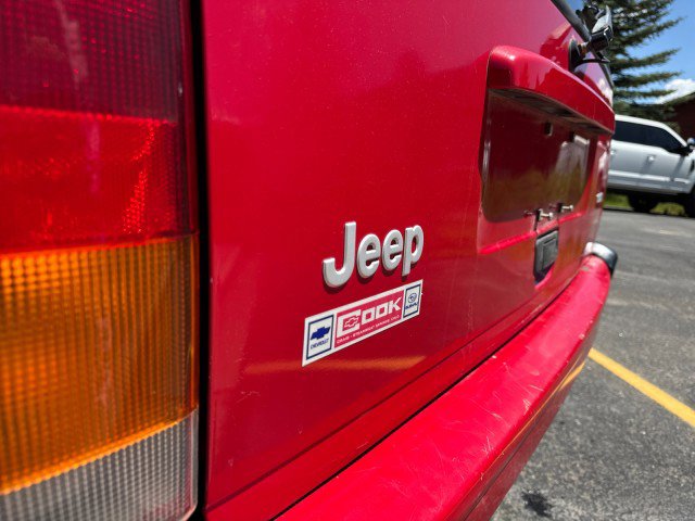 Used 2001 Jeep Cherokee Sport image 26