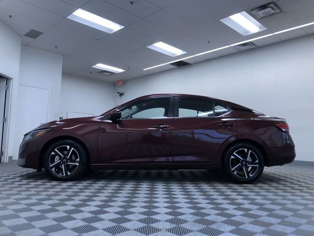 Used 2025 Nissan Sentra SV FWD image 12