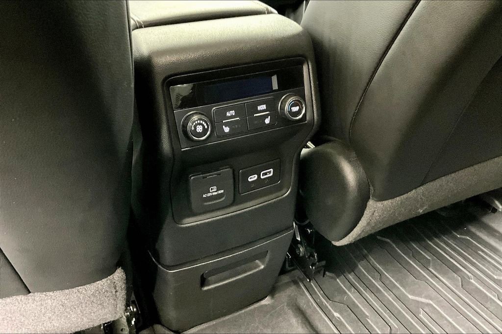 Used 2021 GMC Acadia Denali w/ Denali Ultimate Package image 35