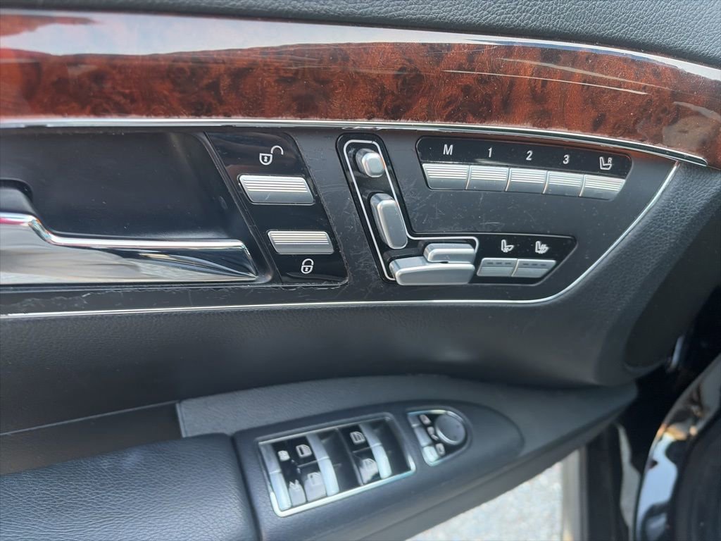 Used 2012 Mercedes-Benz S 550 S 550 image 19