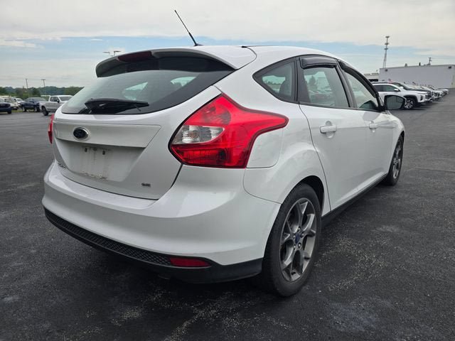 Used 2014 Ford Focus SE w/ Equipment Group 201A FWD image 3