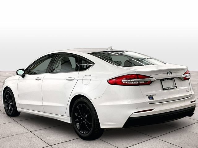 Used 2020 Ford Fusion SE FWD image 10
