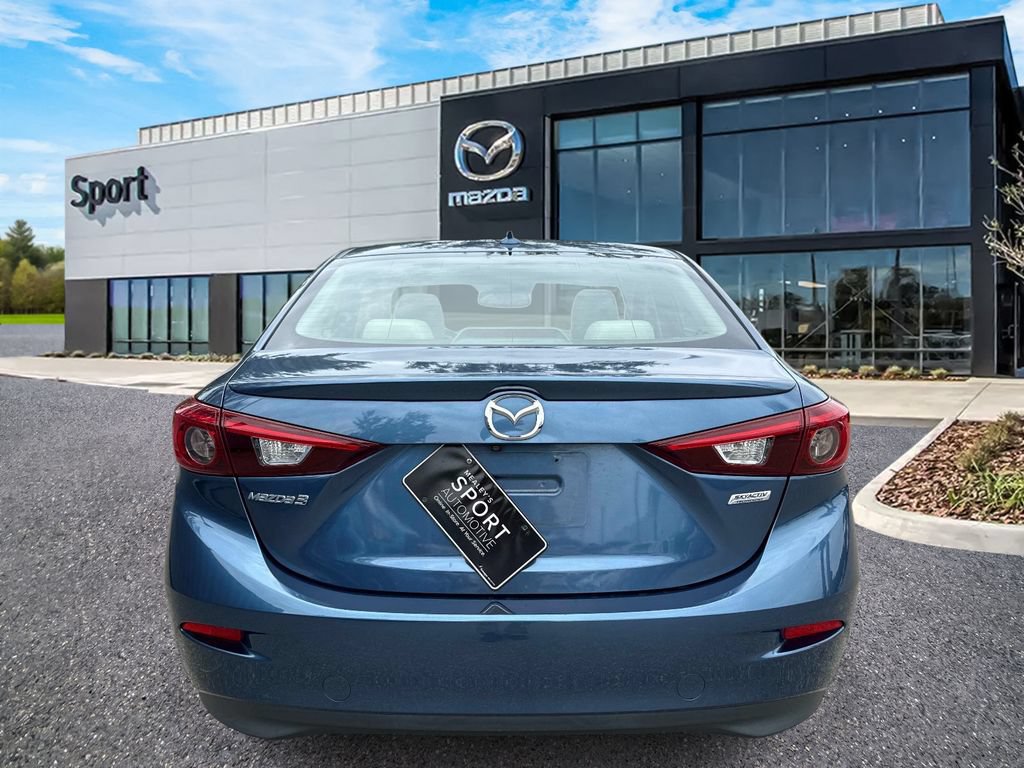 Used 2017 MAZDA MAZDA3 Grand Touring w/ Premium Equipment Package FWD image 4