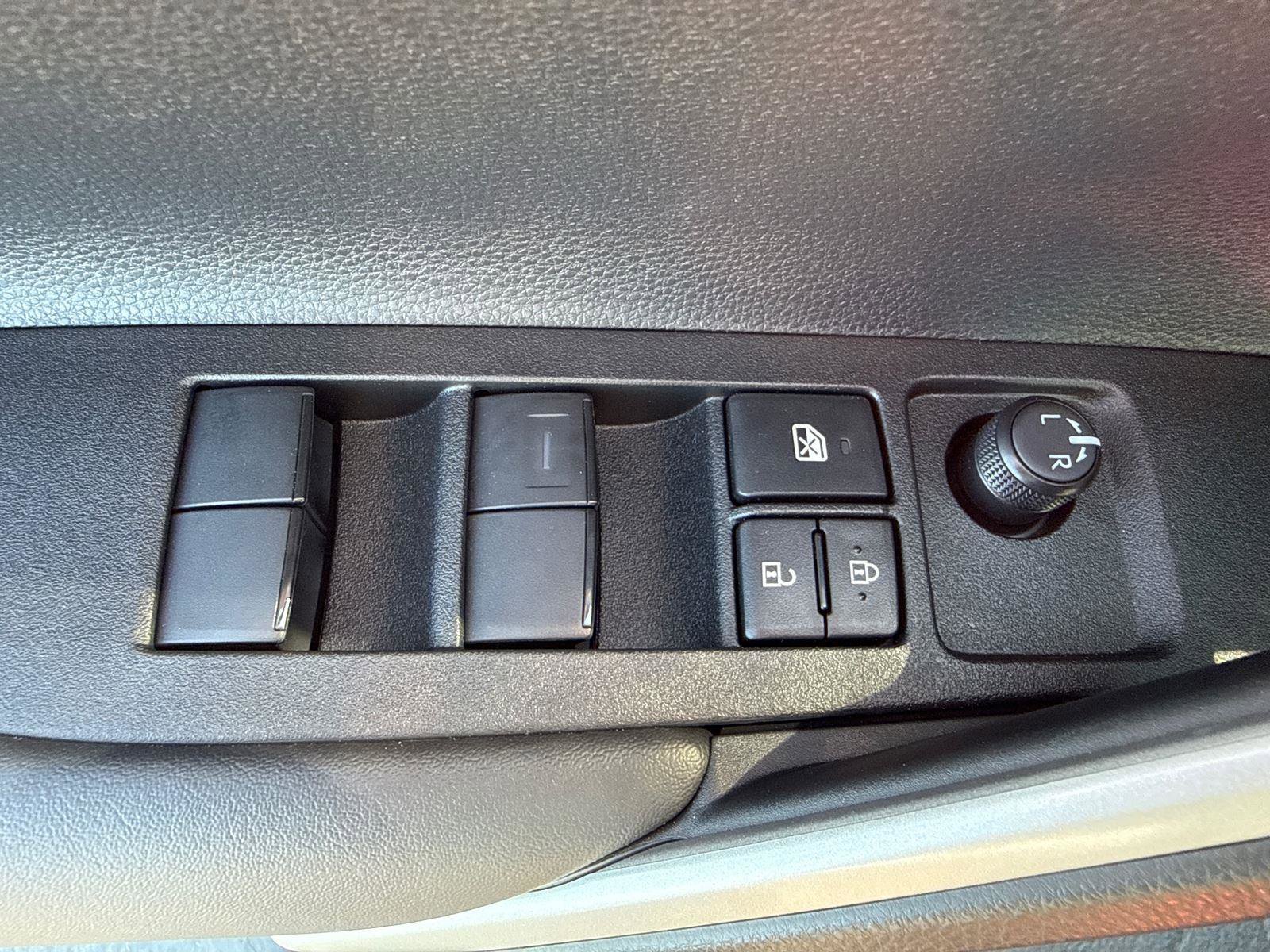 Used 2026 Toyota Corolla Cross LE w/ Moonroof Package AWD/4WD image 10
