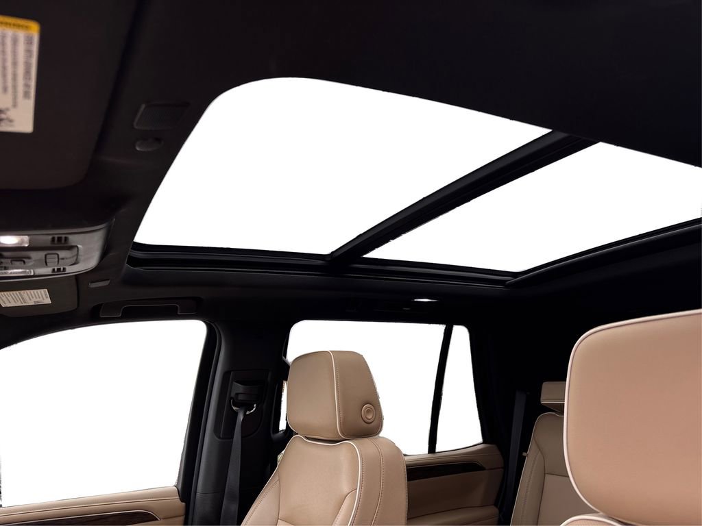 Used 2023 Chevrolet Tahoe Premier w/ Premium Package 2 image 28