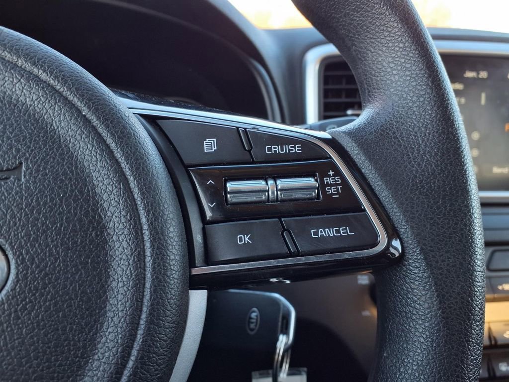 Used 2021 Kia Sportage LX AWD/4WD image 16
