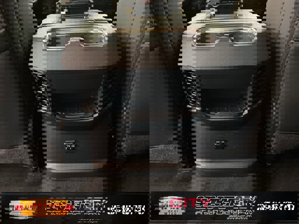 Used 2024 Toyota Tundra Limited image 28