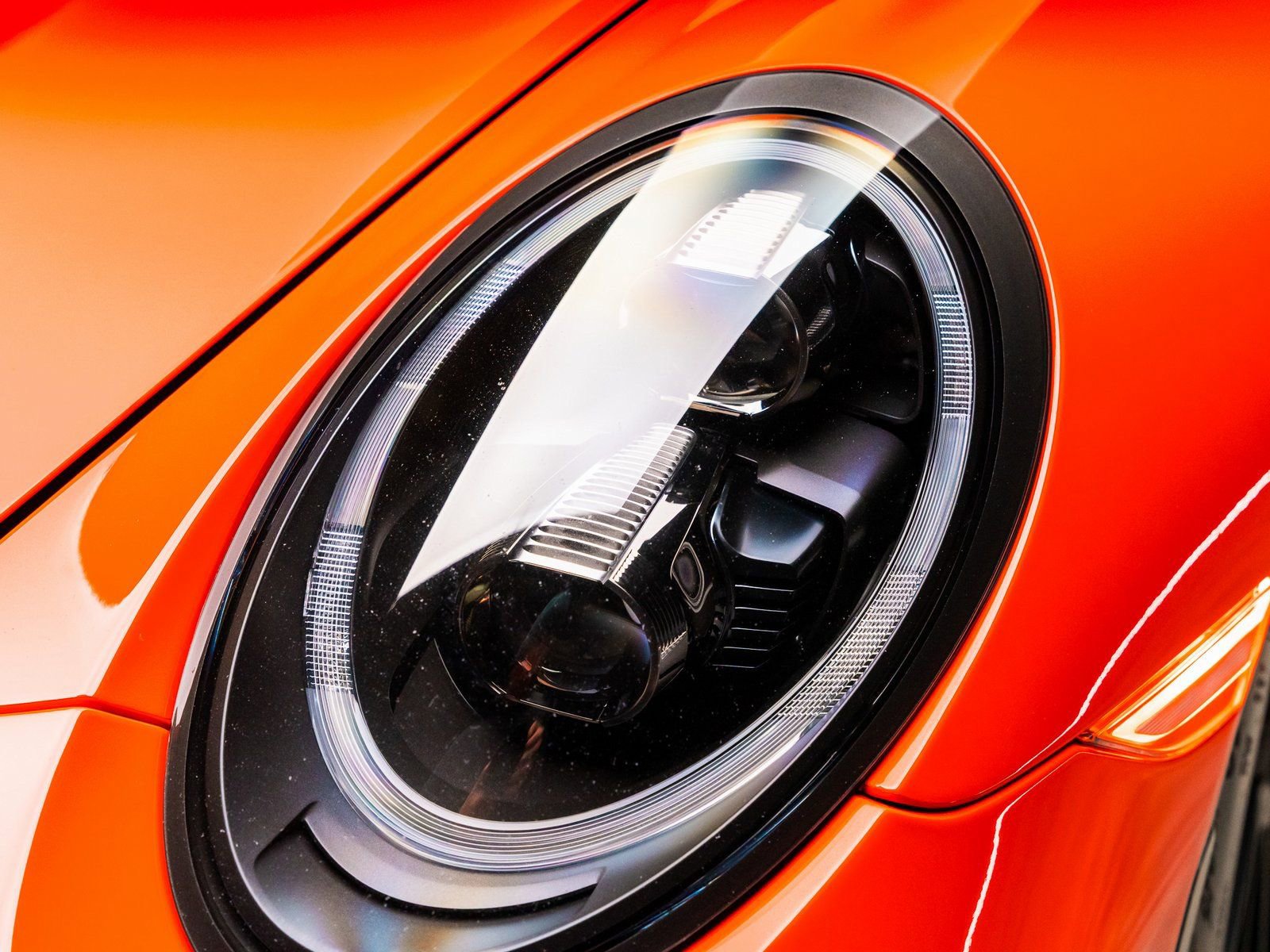 Used 2018 Porsche 911 GT3 RWD image 24