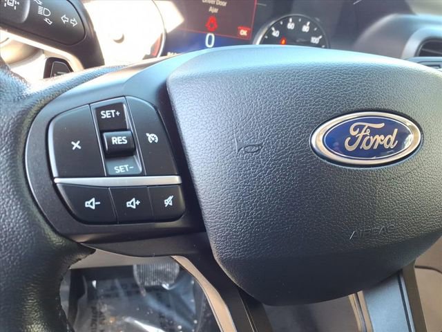 Used 2020 Ford Explorer XLT image 28