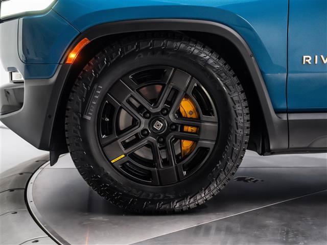 Used 2023 Rivian R1S Adventure AWD/4WD image 12