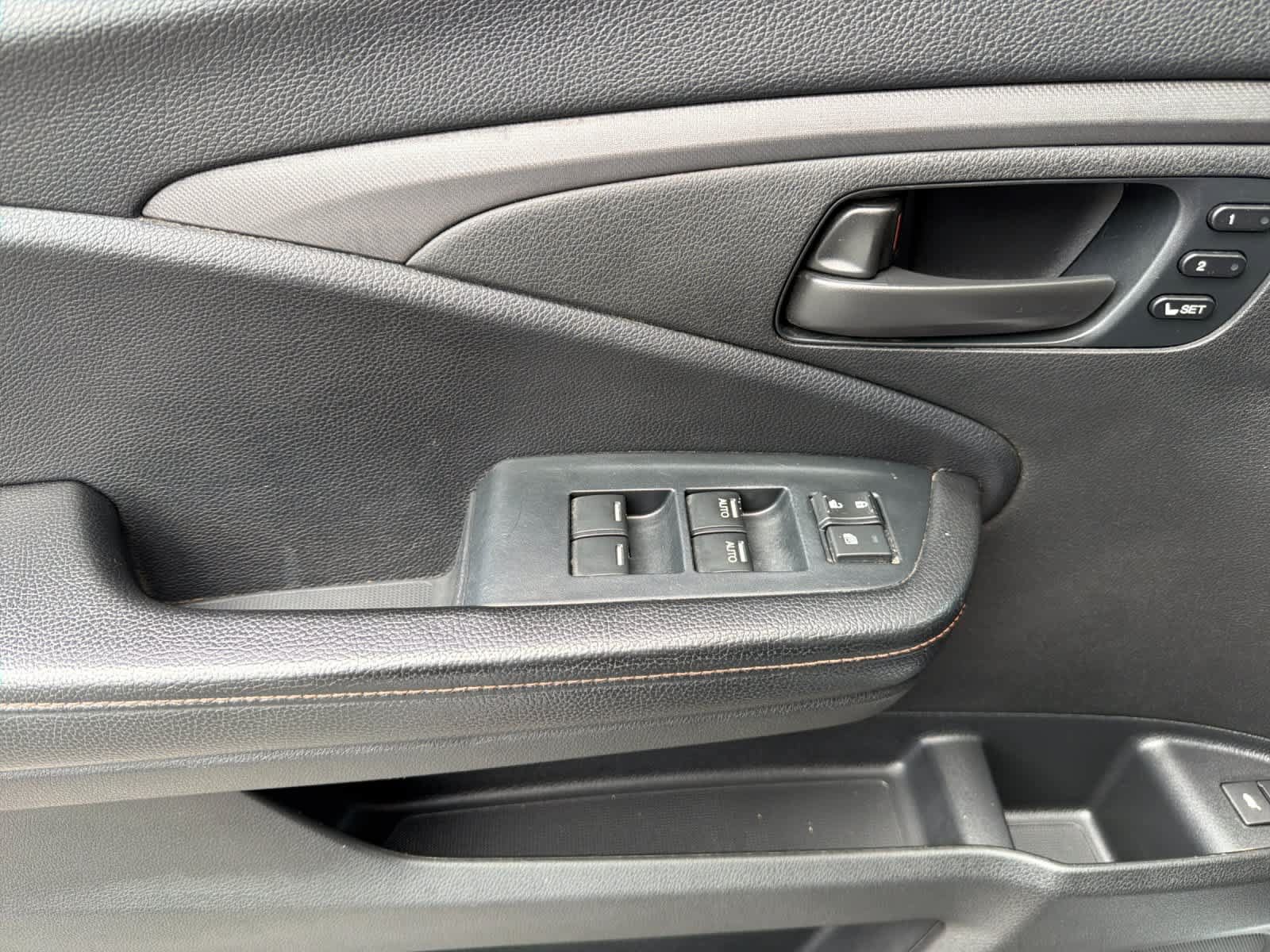 Used 2022 Honda Pilot TrailSport image 12