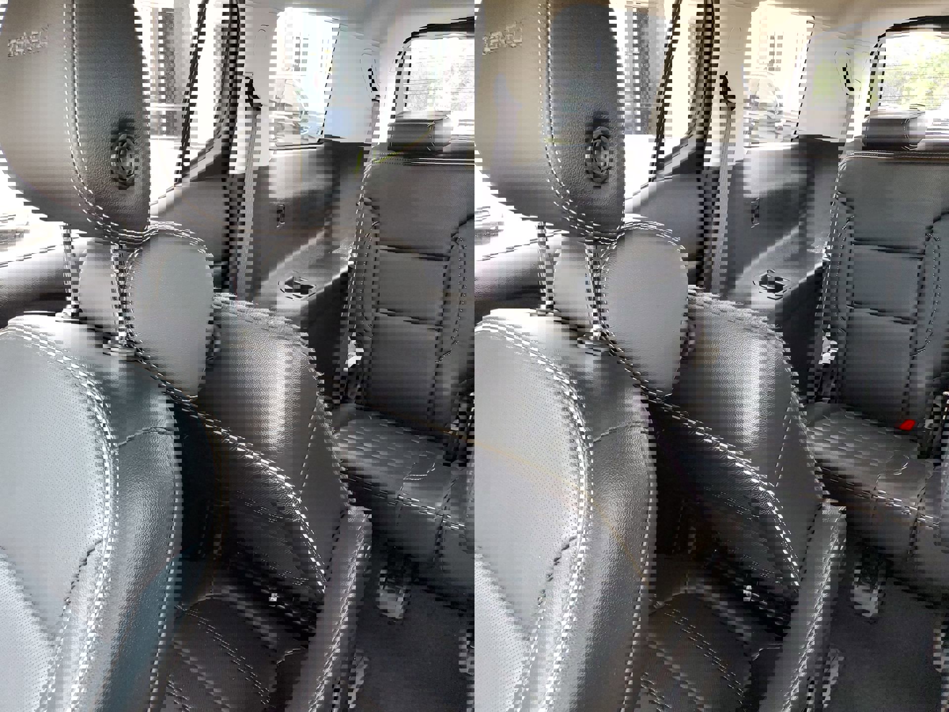 Used 2021 GMC Acadia Denali w/ Denali Technology Package image 56