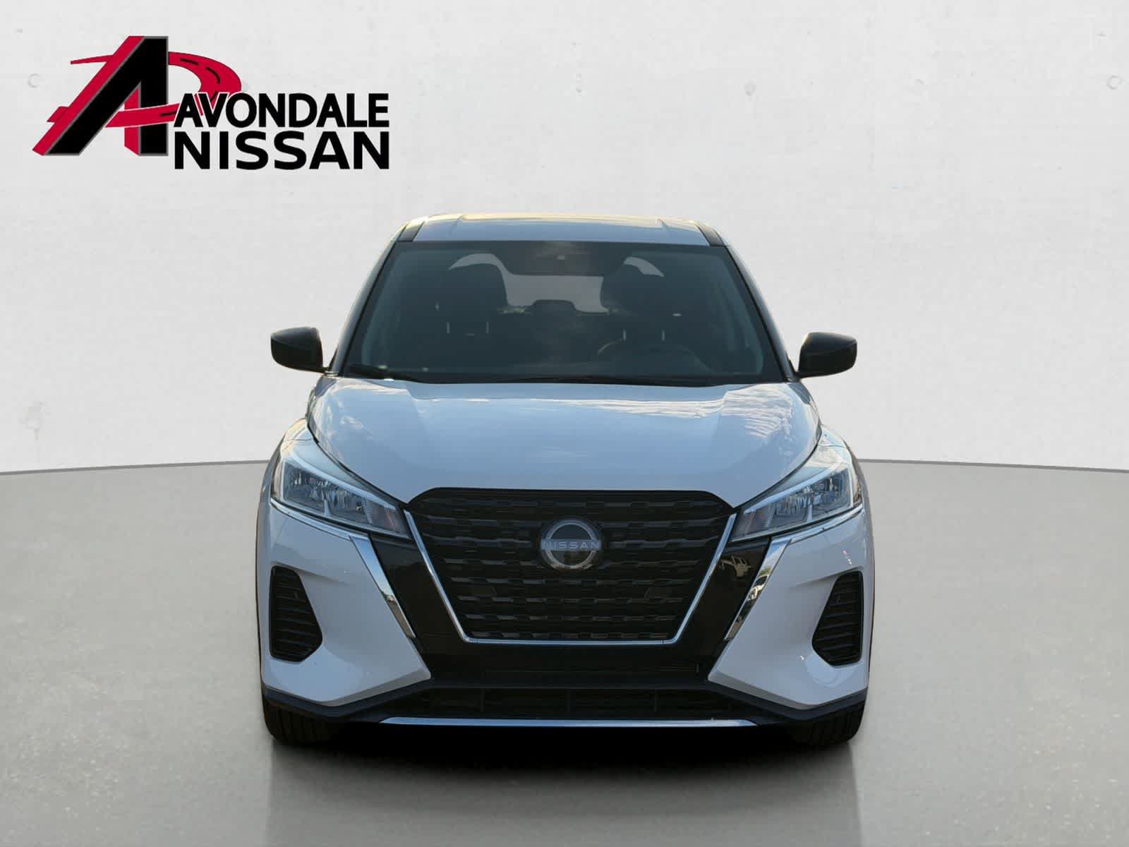 Certified 2025 Nissan Kicks Play S FWD image 8