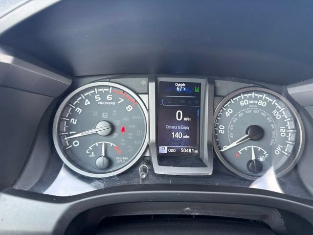 Used 2022 Toyota Tacoma TRD Sport w/ TRD Premium Sport Package AWD/4WD image 31